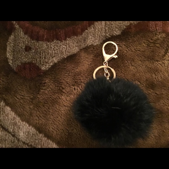 Women’s Handbag Charm Key Chain Black Fur Ball - Picture 3 of 4